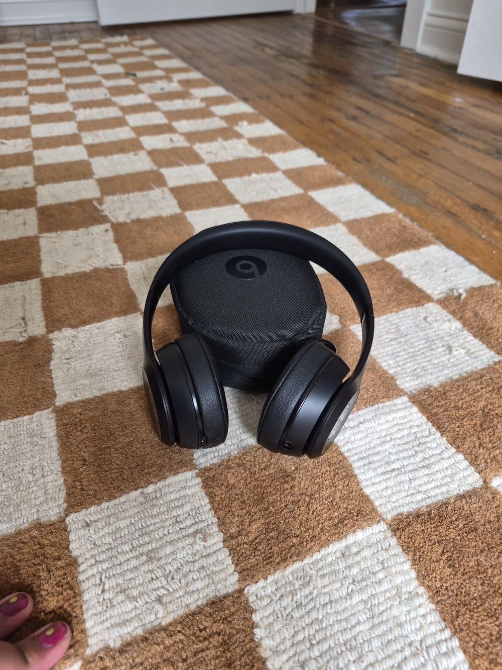 Beats Solo 3 Headphones in Black